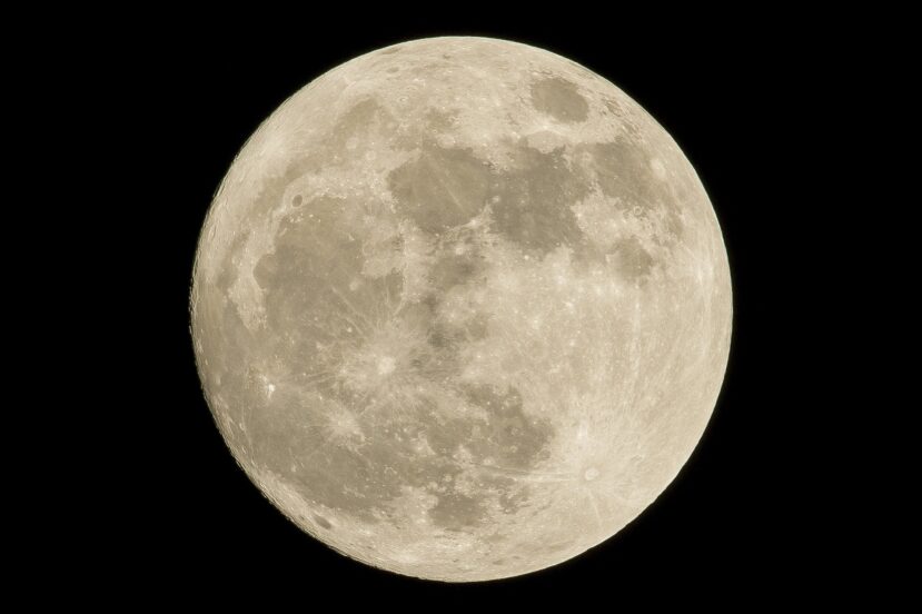 księżyc moon