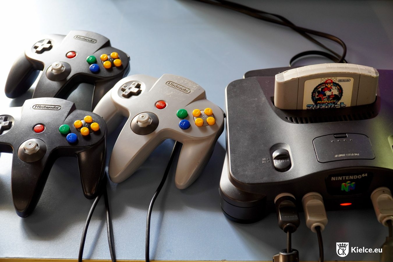 Oldskulowe gry wideo Muzeum Zabawy i Zabawek w Kielcach Nintendo 64