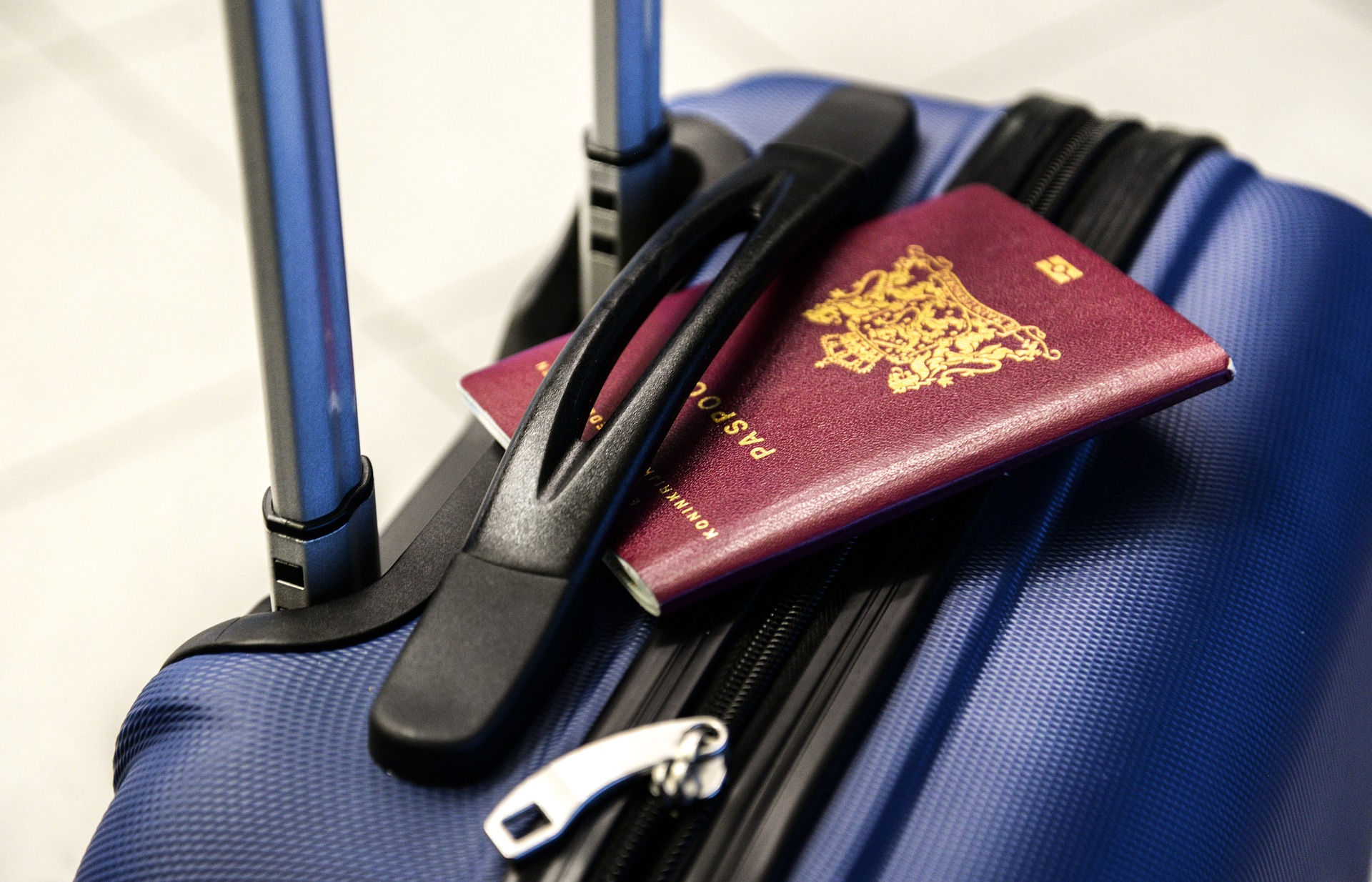 Paszport, podróż, dokumenty