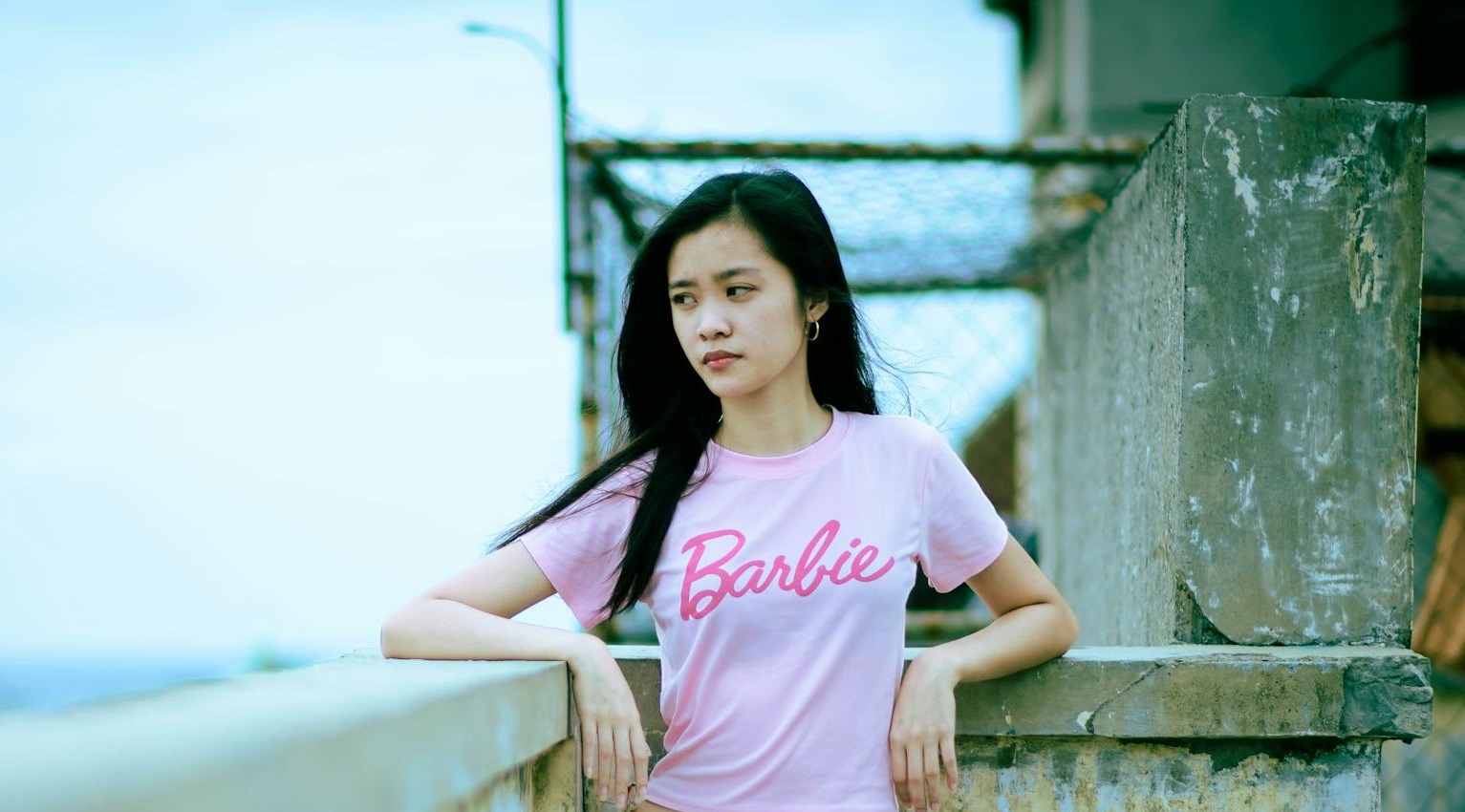 barbie t-shirt koszulka logo