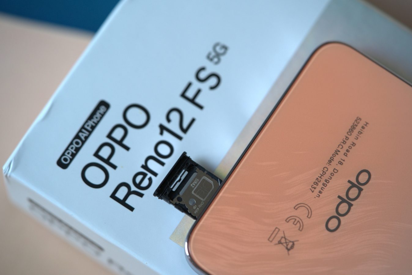 Oppo Reno 12 FS 5G